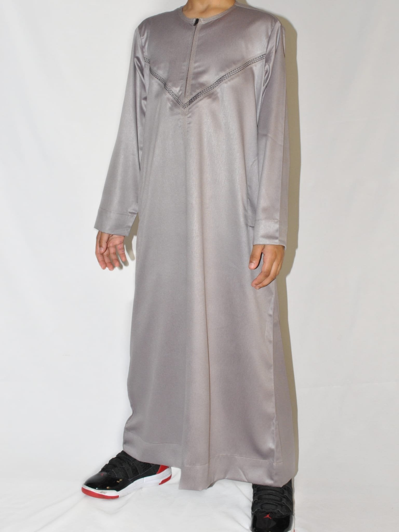 Brown Embroidered Omani Thobe