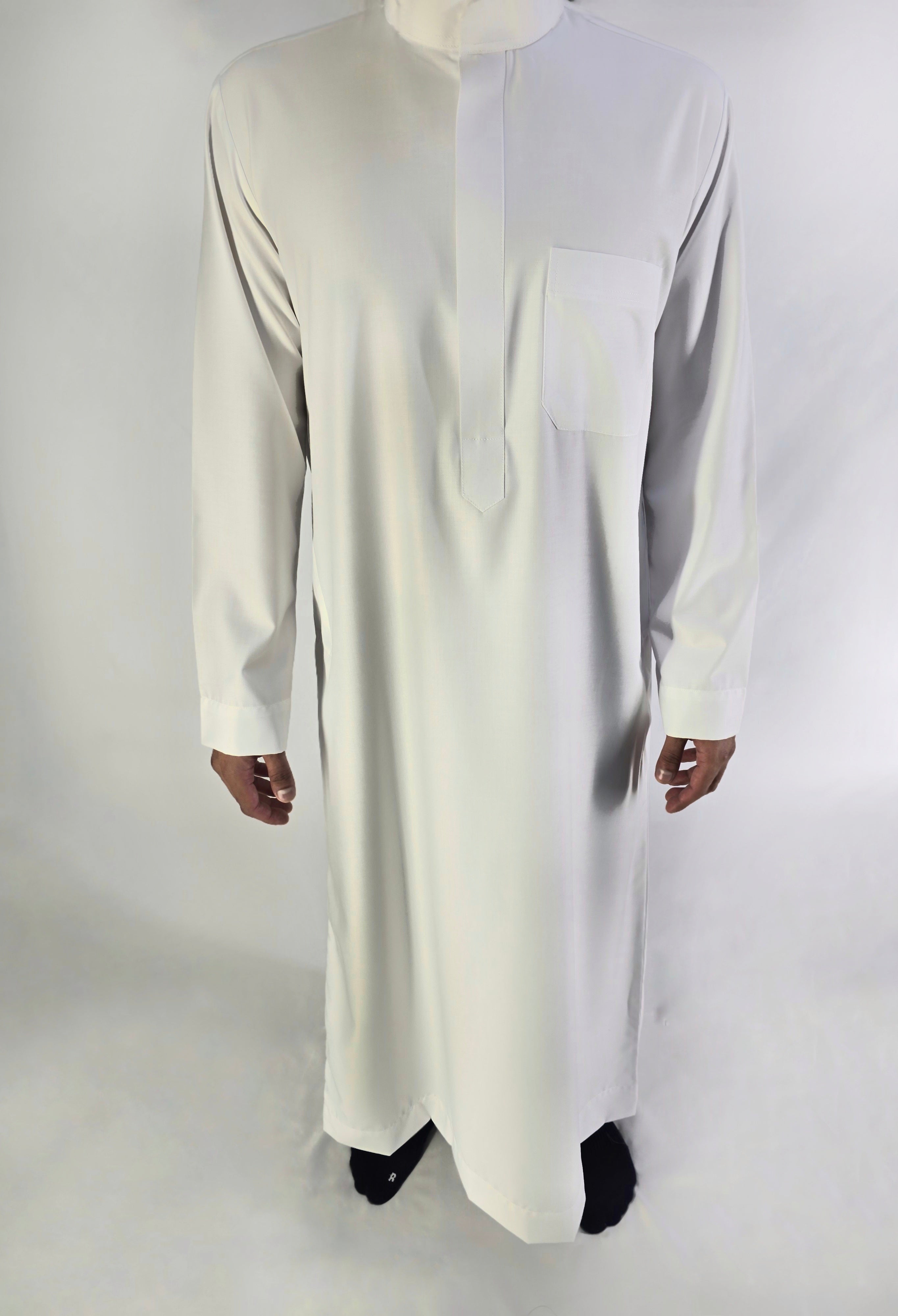 Simple Plain White Saudi Thobe