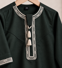 Toddler dark green and white Emirati thobe back view for kids